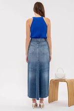 Load image into Gallery viewer, HALTER CROCHET KNIT TANK TOP