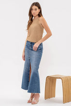 Load image into Gallery viewer, HALTER CROCHET KNIT TANK TOP