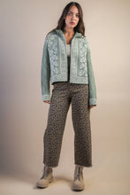 Load image into Gallery viewer, Leopard Printed Marine Straight Pants
