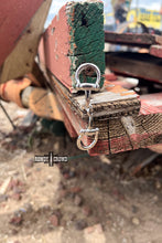 Load image into Gallery viewer, Snazzy Snaffle Scarf Slide
