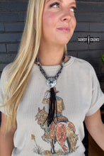 Load image into Gallery viewer, Arrowhead River Necklace

