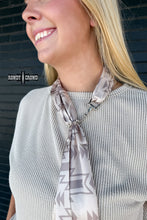Load image into Gallery viewer, Snazzy Snaffle Scarf Slide

