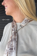 Load image into Gallery viewer, Snazzy Snaffle Scarf Slide
