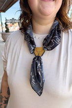 Load image into Gallery viewer, Seminole Skull Scarf Slide
