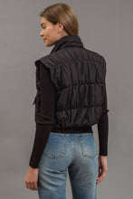 Load image into Gallery viewer, CROPPED ZIP UP CARGO PUFFER VEST
