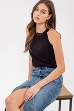 Load image into Gallery viewer, HALTER CROCHET KNIT TANK TOP
