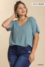 Load image into Gallery viewer, Linen Blend V-Neck-Plus
